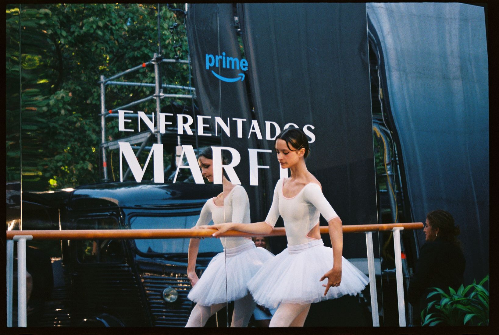 Enfrentados Marfil — En carrete