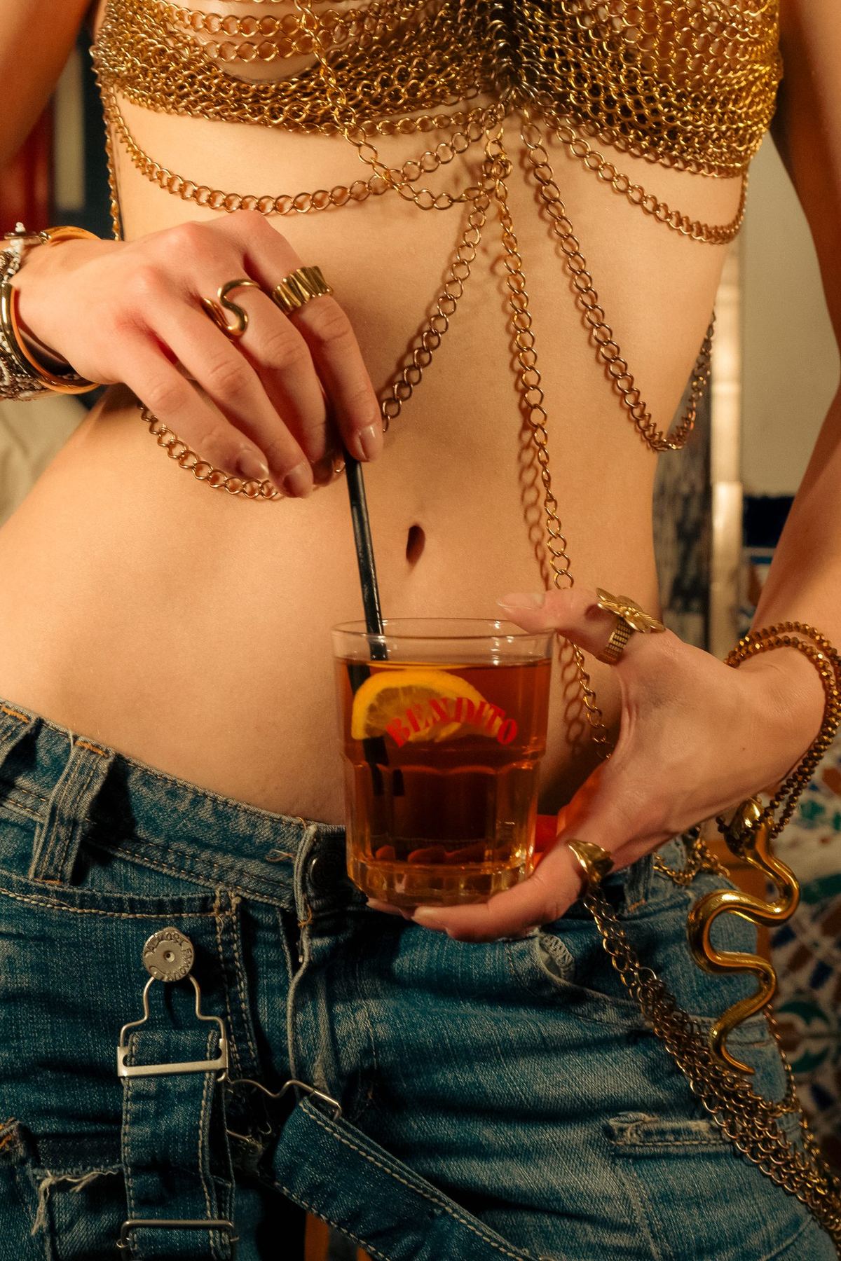 Expectations — foto fija