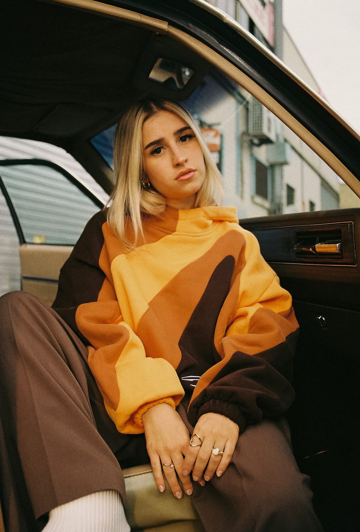 NoEmotions · Booty Campaign — foto fija