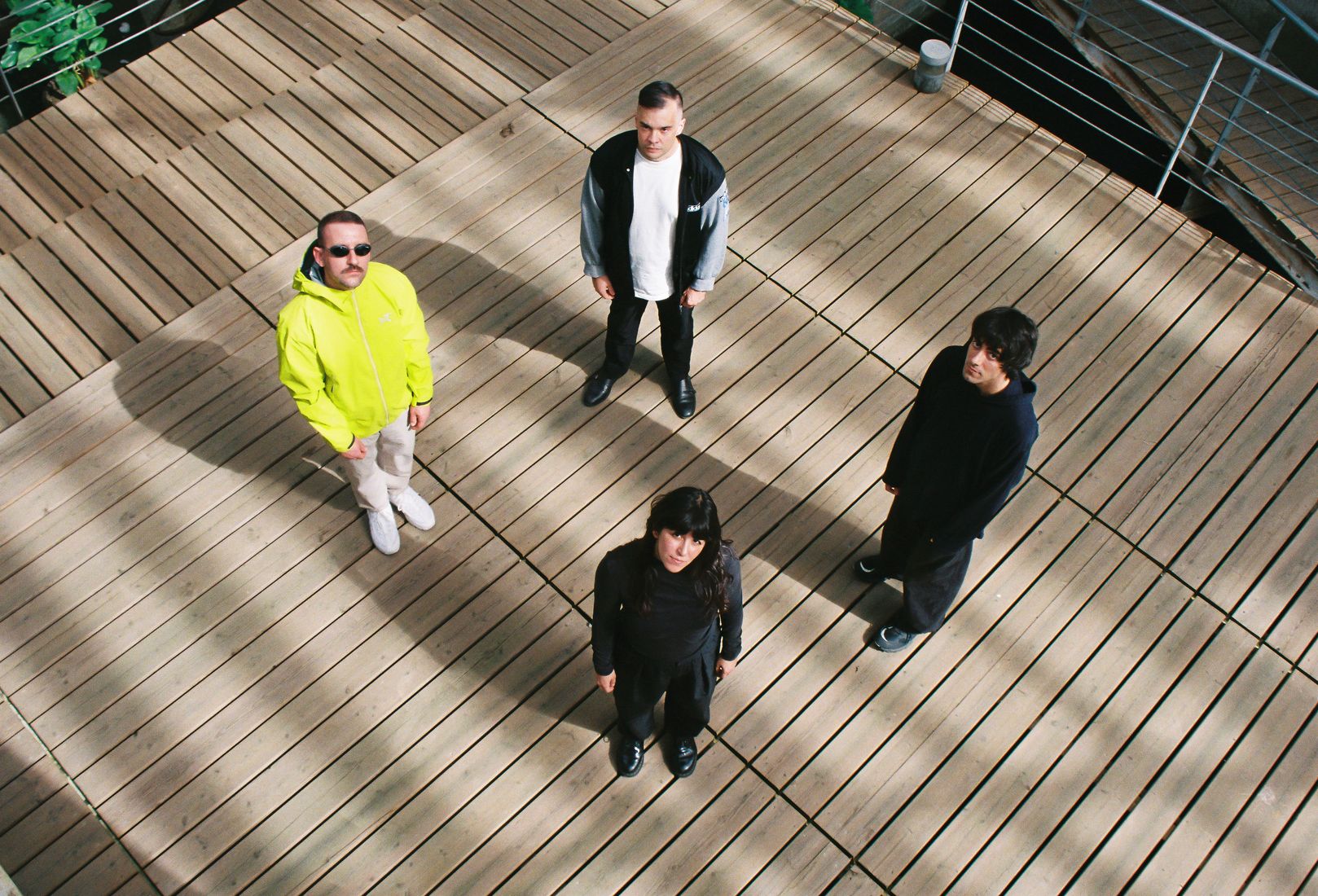 VVV x Erik Urano — foto promocional